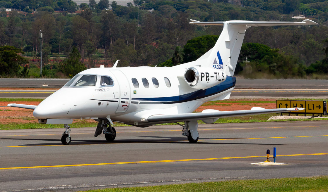 Embraer Phenom 100